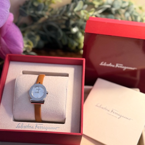 Salvatore Ferragamo Leather Strap Watch Tan/Silver – Boxed – Retail $400+ - Picture 2 of 4